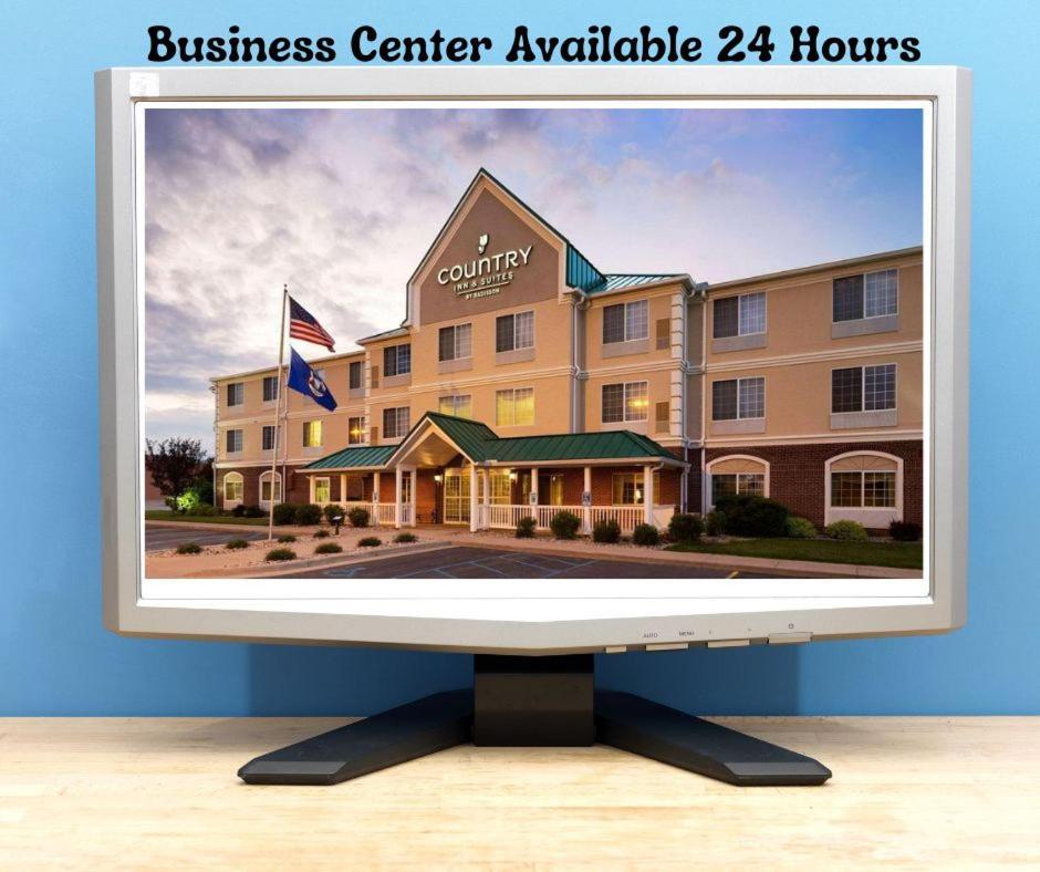 Country Inn & Suites By Radisson, Big Rapids, Mi Exterior foto